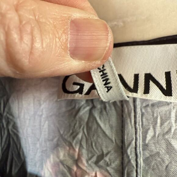 Ganni Crinkled Satin Minidress V-neck Romanticgoth Puff Sleeves Sz 36 Whimsigoth - Picture 3 of 12